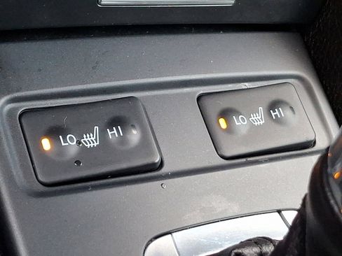 Used 2021 Acura ILX w/ Premium Package image 25