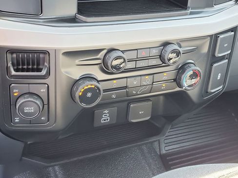 New 2026 Ford F250 XL AWD/4WD image 19