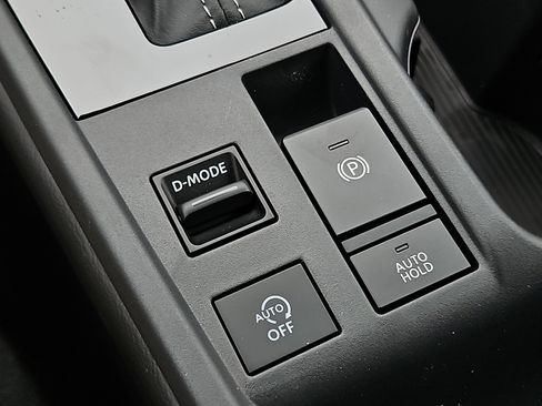 New 2026 Nissan Sentra SV FWD image 19