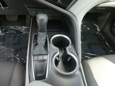 Used 2022 Toyota Camry LE image 22