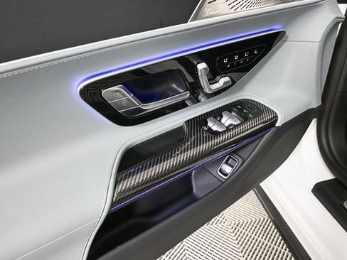 Used 2025 Mercedes-Benz SL 55 AMG 4MATIC image 7