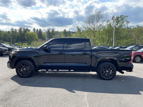 Used 2024 Toyota Tundra Platinum AWD/4WD image 2