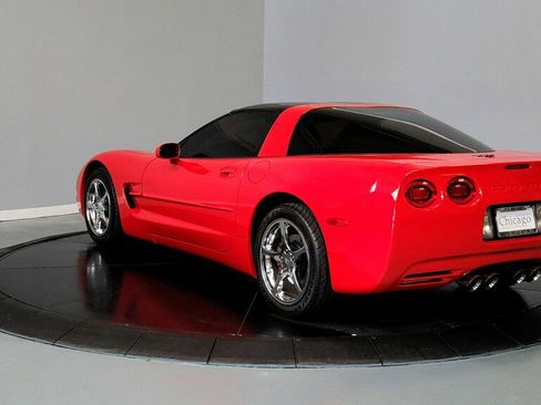Used 2002 Chevrolet Corvette Coupe w/ Preferred Equipment Group2 image 5