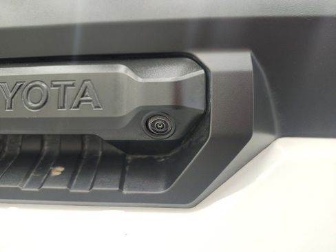 Used 2025 Toyota Tundra SR5 image 33