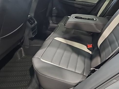 New 2026 Volkswagen Taos SEL AWD/4WD image 22