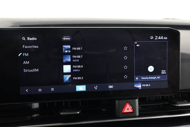 Certified 2025 Kia Carnival FWD image 29