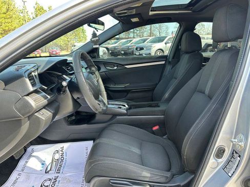 Used 2017 Honda Civic EX image 9