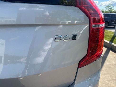 Used 2023 Volvo XC90 B6 Plus w/ Protection Package Premier AWD/4WD image 10