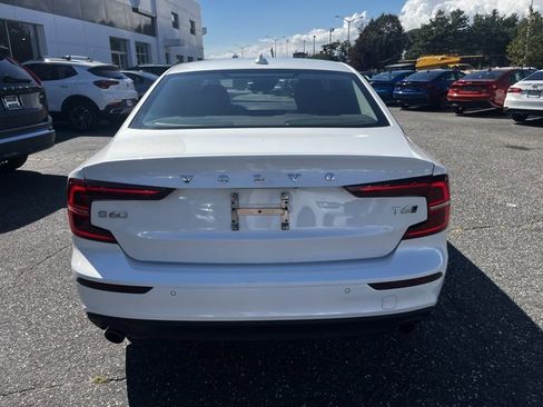 Used 2019 Volvo S60 T6 Momentum image 9
