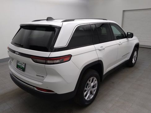 Used 2022 Jeep Grand Cherokee Limited AWD/4WD image 10