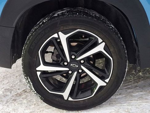 Used 2023 Chevrolet TrailBlazer RS w/ Sun and Liftgate Package image 34