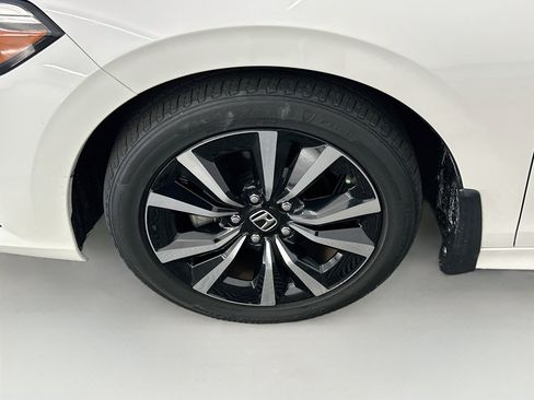 Used 2023 Honda Civic EX image 11