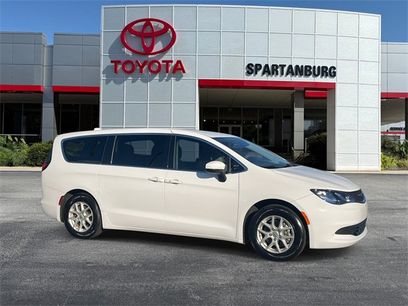 Used 2017 Chrysler Pacifica Touring