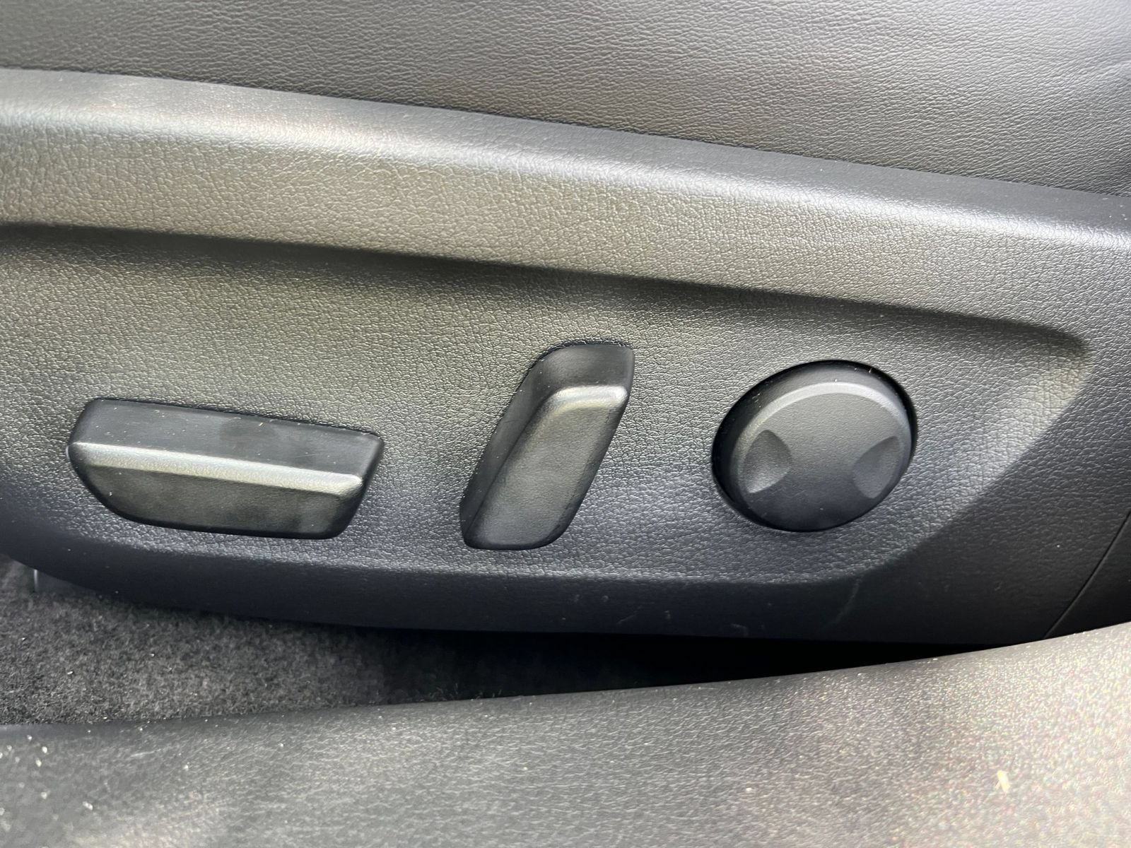 Used 2026 MAZDA MAZDA3 s FWD image 21