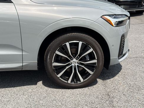 Used 2024 Volvo XC60 B5 Plus w/ Protection Package Premier AWD/4WD image 10