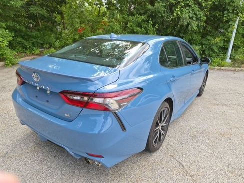 Used 2024 Toyota Camry SE w/ Cold Weather Package FWD image 8