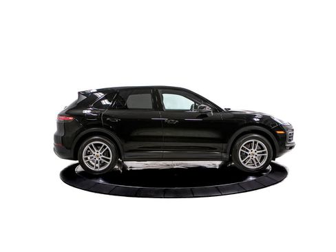 Certified 2023 Porsche Cayenne AWD/4WD image 8