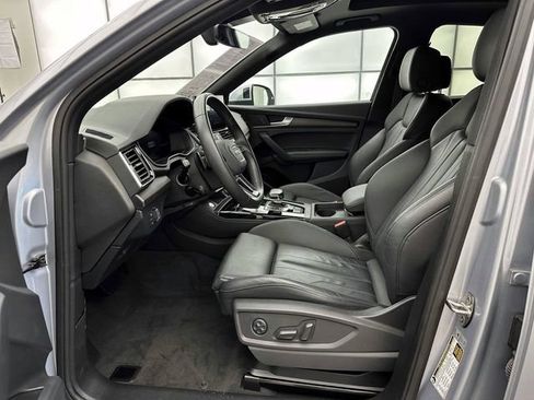 Certified 2023 Audi Q5 2.0T Premium Plus w/ Premium Plus Package AWD/4WD image 12
