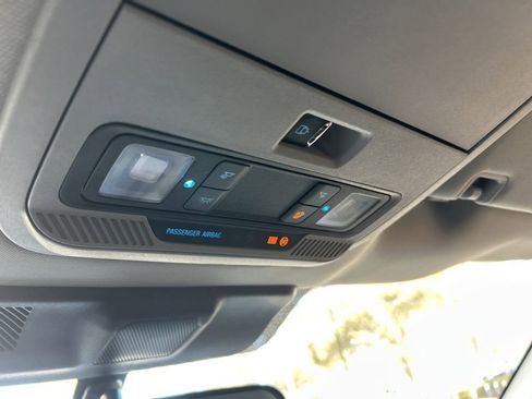 Used 2024 Ford F350 XLT w/ Camper Package image 47