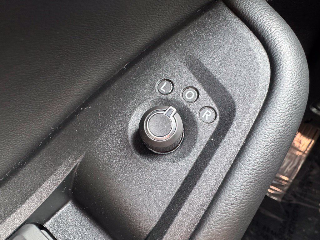 Used 2024 Jeep Grand Cherokee Altitude AWD/4WD image 29