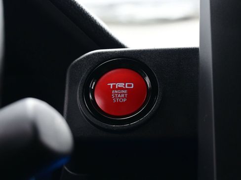 Used 2024 Toyota Tacoma TRD Off-Road AWD/4WD image 22