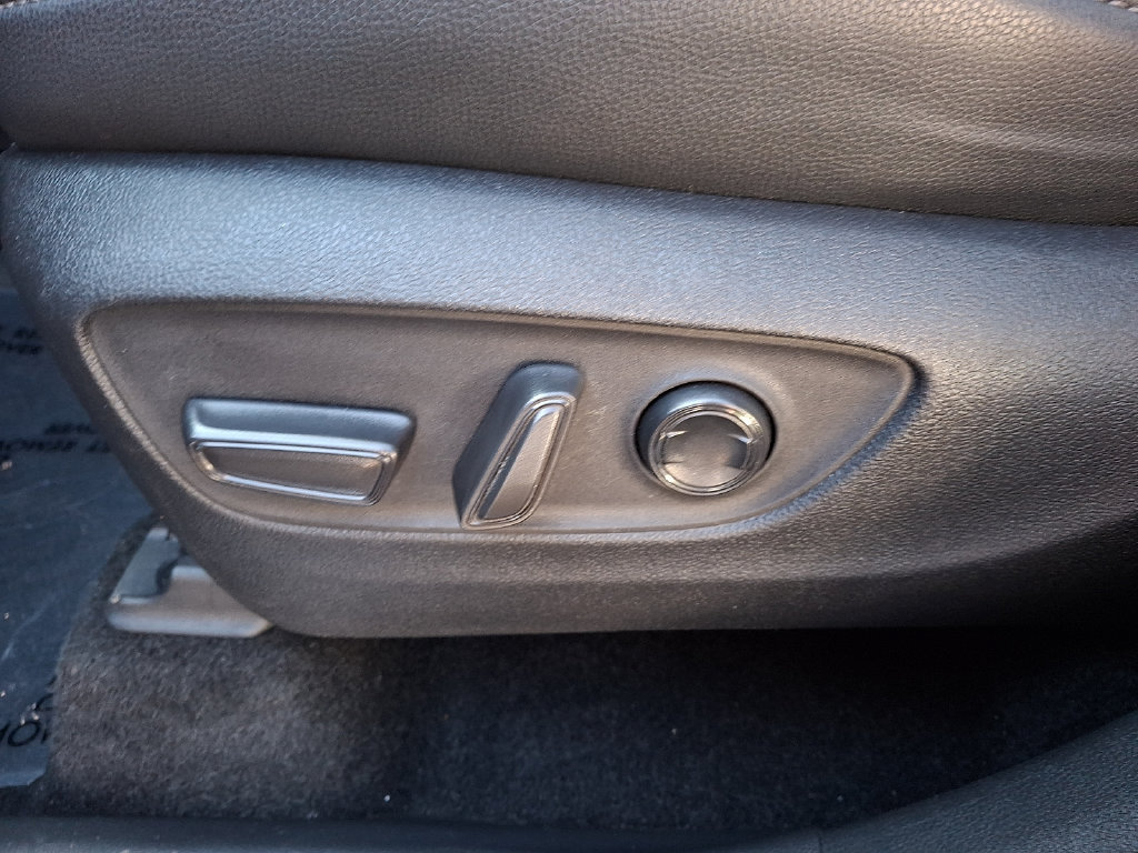 Certified 2024 Toyota Grand Highlander AWD Hybrid image 17