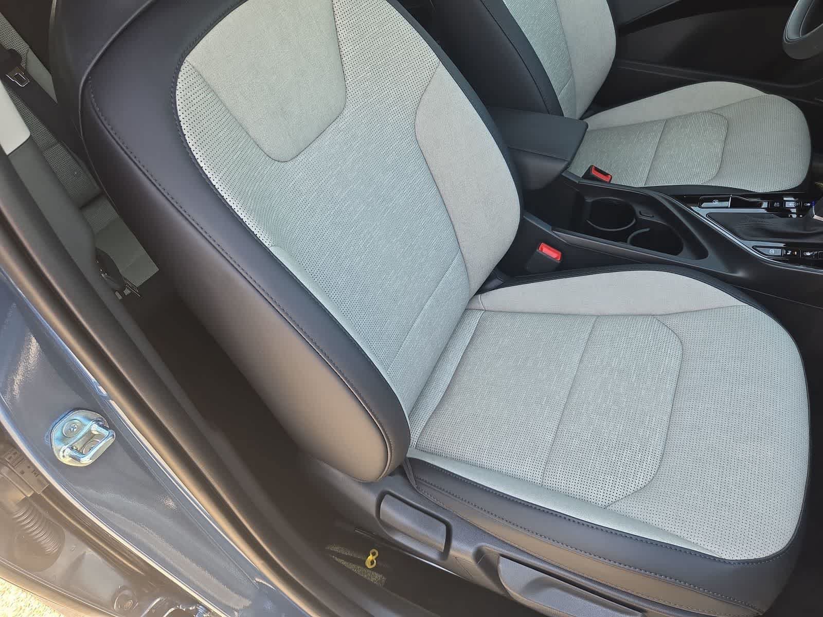 New 2026 Kia Niro SX Touring FWD image 23