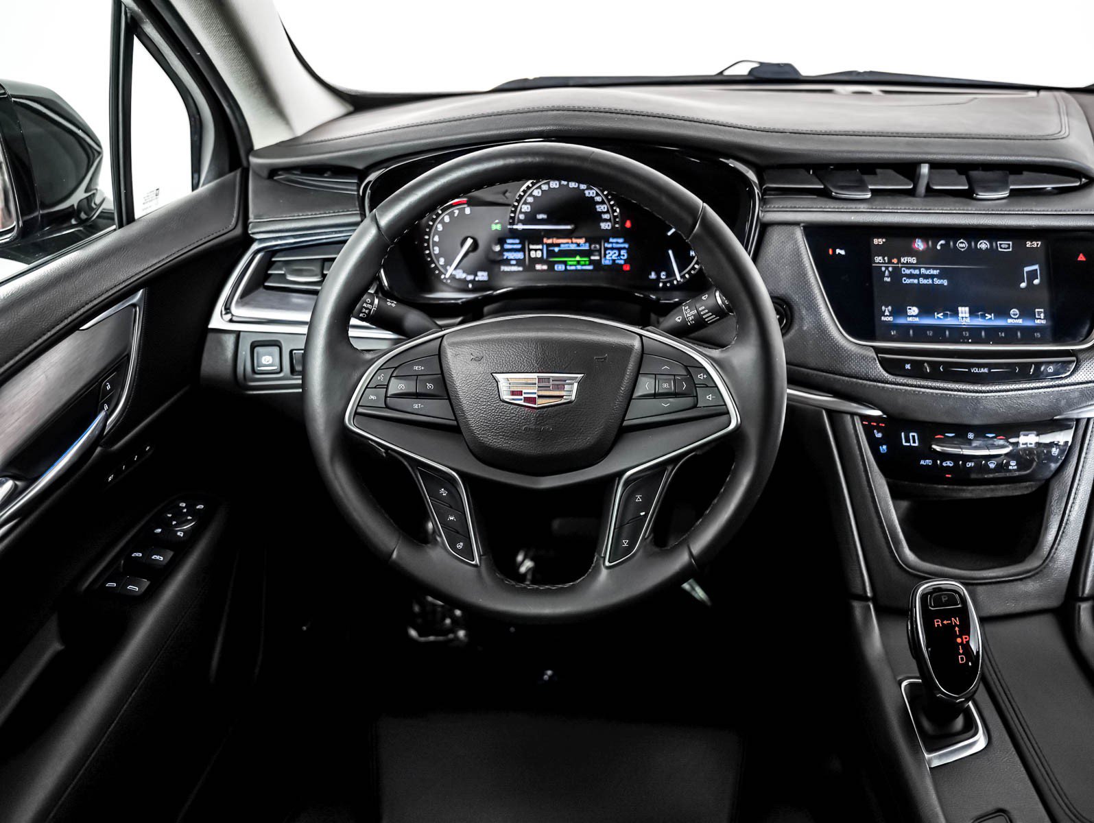 Used 2017 Cadillac XT5 Premium Luxury FWD image 11