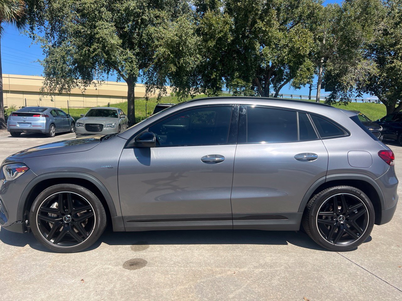 Used 2023 Mercedes-Benz GLA 35 AMG 4MATIC image 2