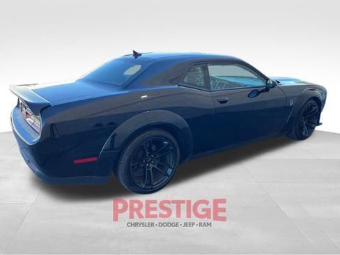 Used 2021 Dodge Challenger SRT Hellcat image 7