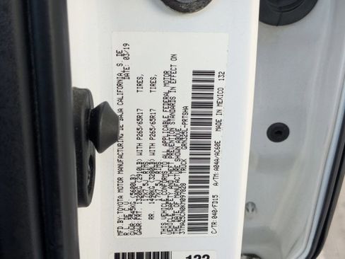 Used 2019 Toyota Tacoma TRD Sport w/ Technology Package RWD image 23