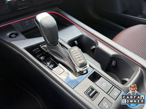 Used 2026 Nissan Sentra SR w/ Floor Mat Package FWD image 19