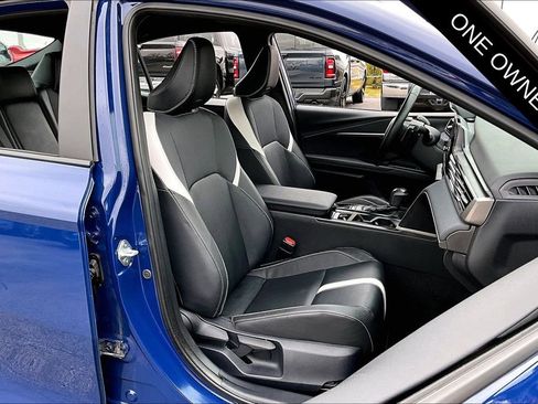 Used 2025 Toyota Camry SE image 27