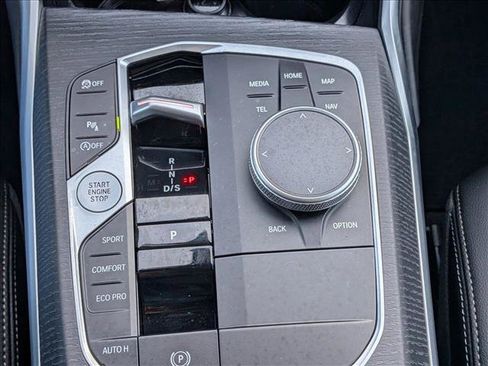 Used 2025 BMW 330i Sedan w/ M Sport Package RWD image 12