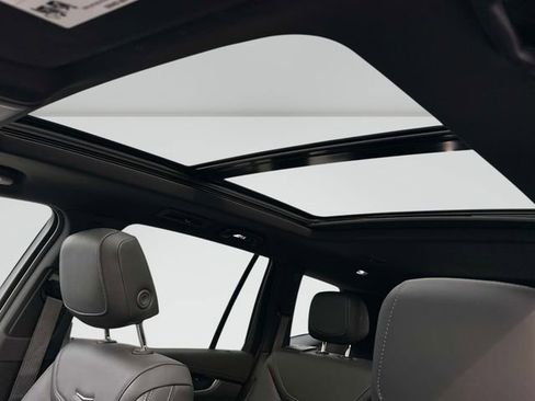 Used 2025 Cadillac XT6 Premium Luxury w/ Technology Package image 15