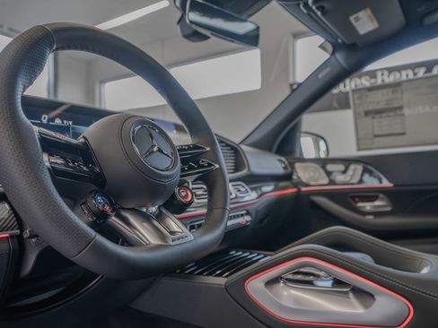 New 2026 Mercedes-Benz GLE 53 AMG 4MATIC image 7