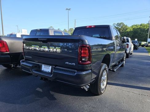 Used 2025 RAM 2500 Big Horn AWD/4WD image 7