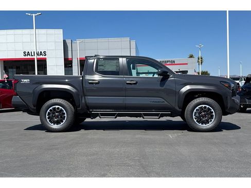 New 2025 Toyota Tacoma TRD Off-Road image 3