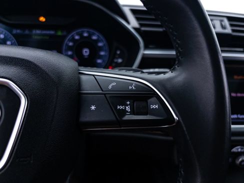 Used 2019 Audi Q3 2.0T Prestige w/ Prestige Package AWD/4WD image 38