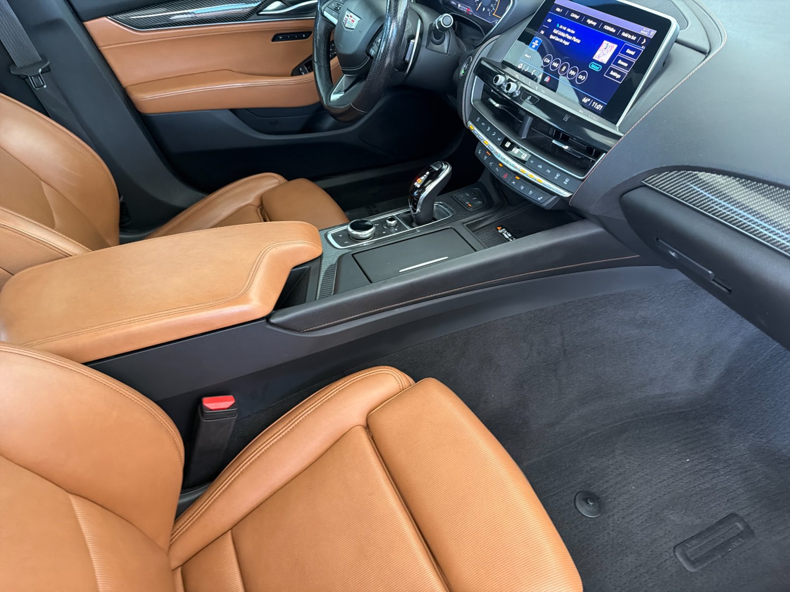 Used 2021 Cadillac CT5 V w/ Platinum Package RWD image 16