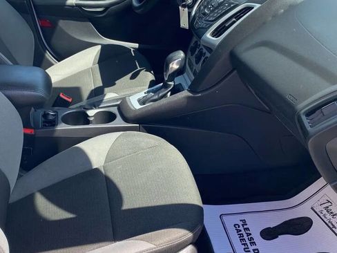 Used 2014 Ford Focus SE w/ Interior Protection Package FWD image 21