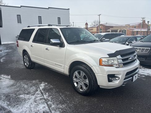 Used 2016 Ford Expedition EL Platinum image 6