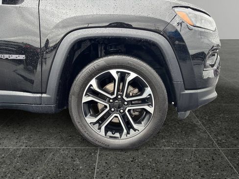 Used 2022 Jeep Compass Limited w/ Sun and Sound Group AWD/4WD image 9