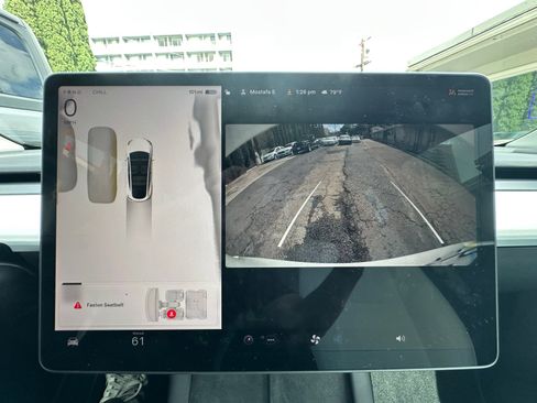 Used 2023 Tesla Model Y Performance image 19