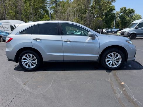 Used 2017 Acura RDX AWD image 5