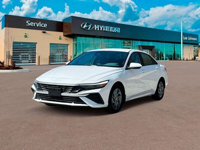 New 2025 Hyundai Elantra Blue
