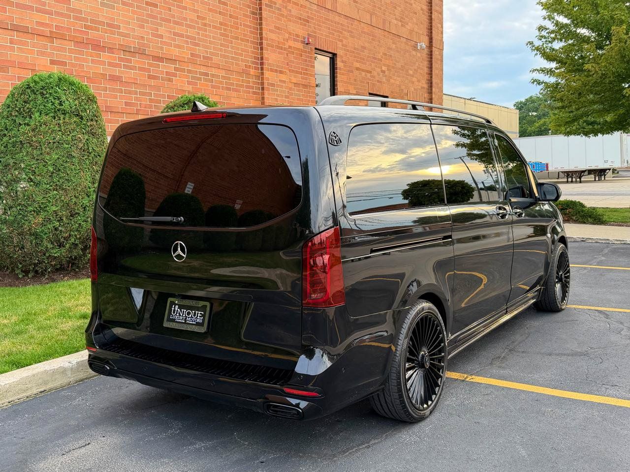 Used 2021 Mercedes-Benz Metris Passenger image 30