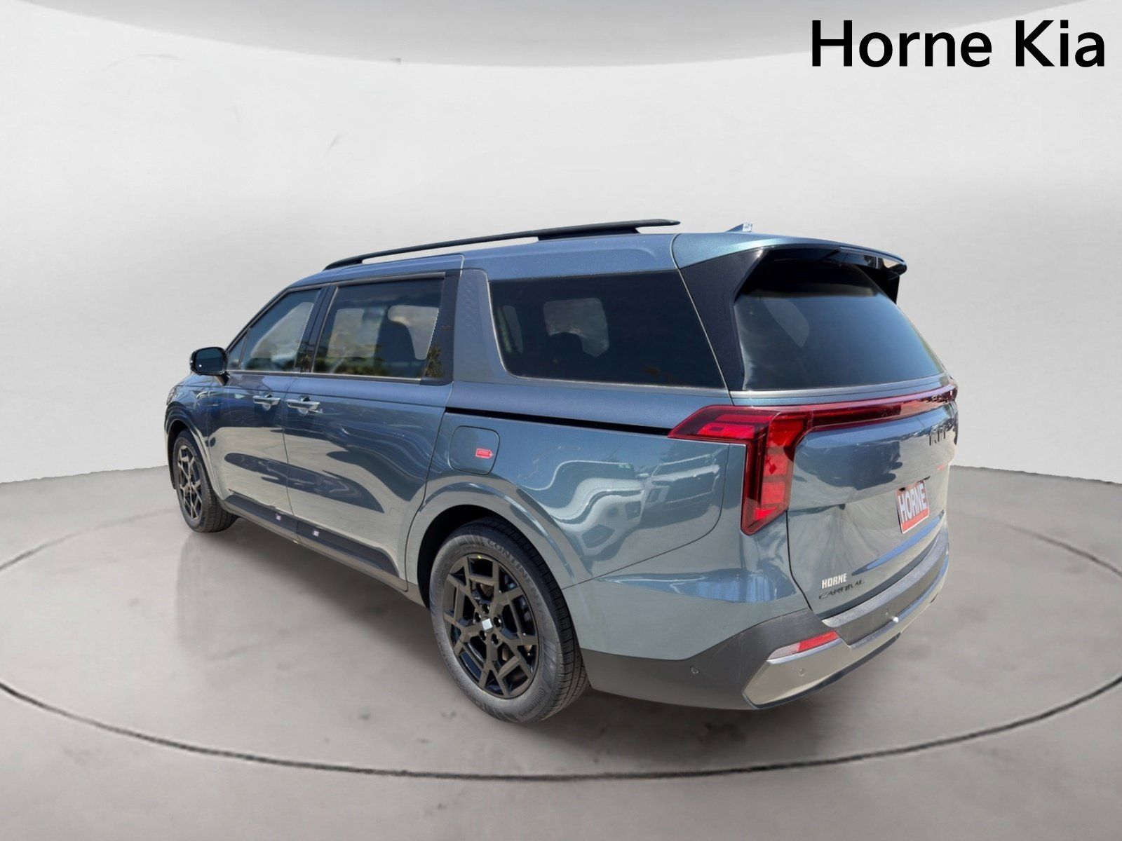 New 2026 Kia Carnival SX w/ SX Dark Edition Package FWD image 5