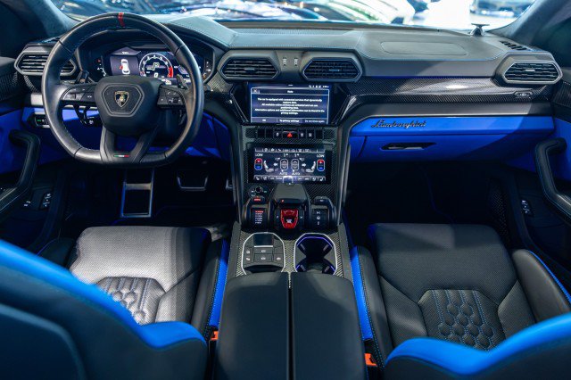 Used 2023 Lamborghini Urus S AWD/4WD image 20