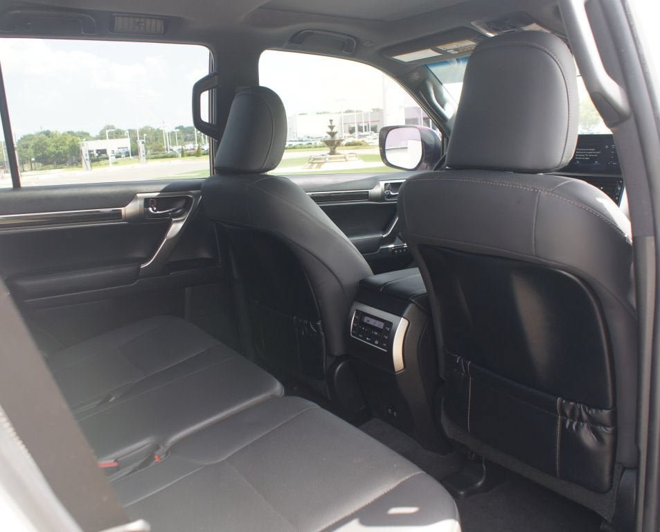 Used 2023 Lexus GX 460 Premium w/ Premium Package AWD/4WD image 22